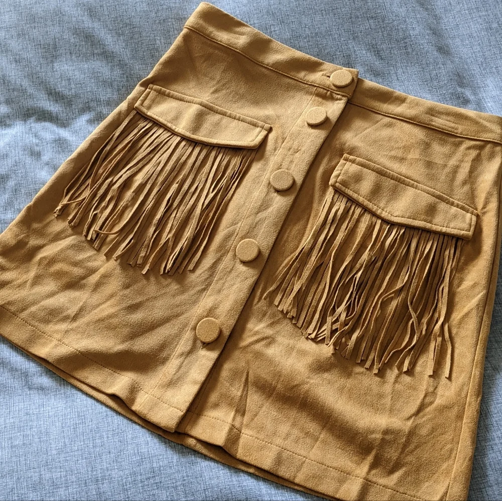 Flying Tomato Camel Fringe Skirt, size medium - Picture 2 of 4